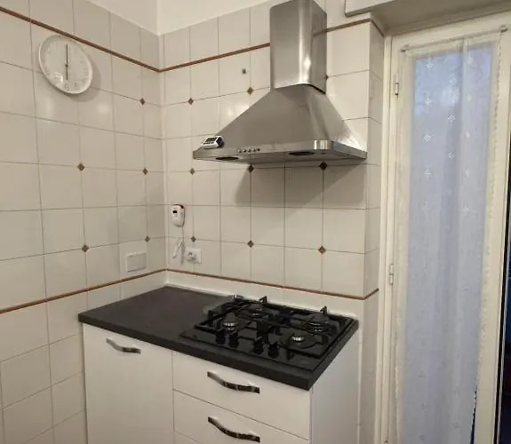 4m Apartment *